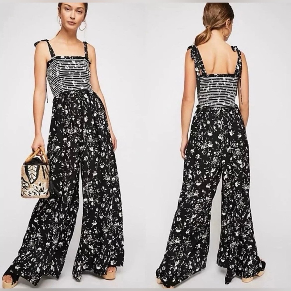 FREE PEOPLE Color My World Jumpsuit Black White Floral Wide Leg Palazzo Size XS